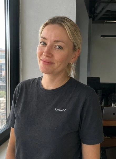 Emily Carter, Product Manager